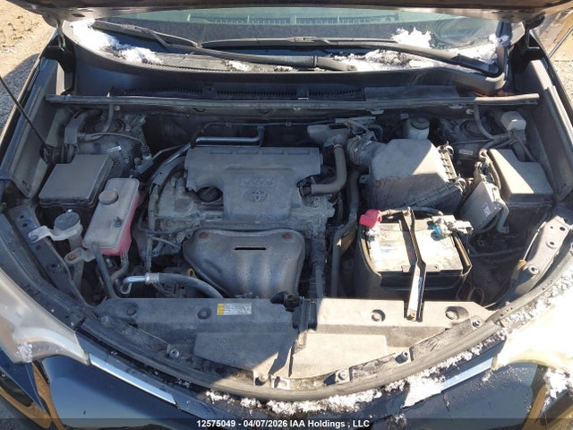 2T3ZFREV6GW252355 Toyota RAV4 LE