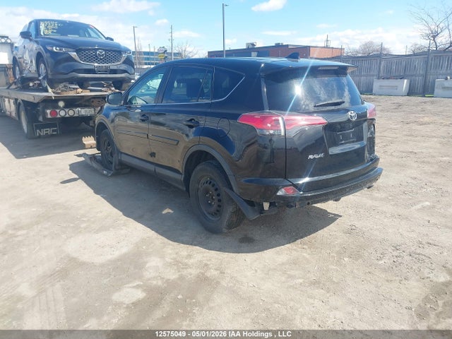 2T3ZFREV6GW252355 Toyota RAV4 LE