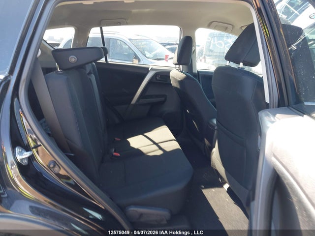 2T3ZFREV6GW252355 Toyota RAV4 LE