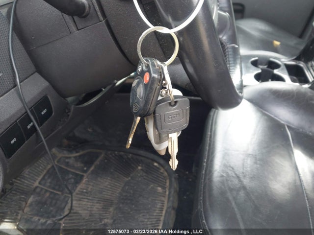 12575073 :رقم المزاد ، 1FMCU94188KA89031 vin ، 2008 Ford Escape Limited مزاد بيع