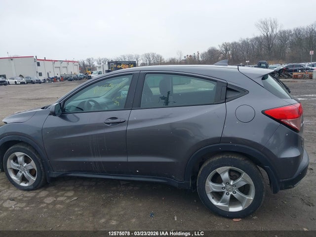 3CZRU6H33GM110572 Honda HR-V LX