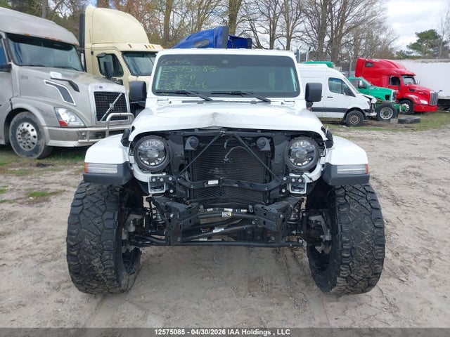 1C4PJXEG3SW656266 Jeep Wrangler Sahara