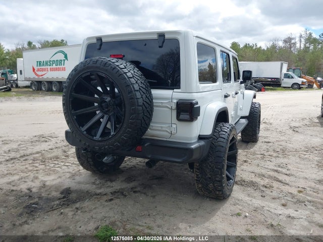 1C4PJXEG3SW656266 Jeep Wrangler Sahara