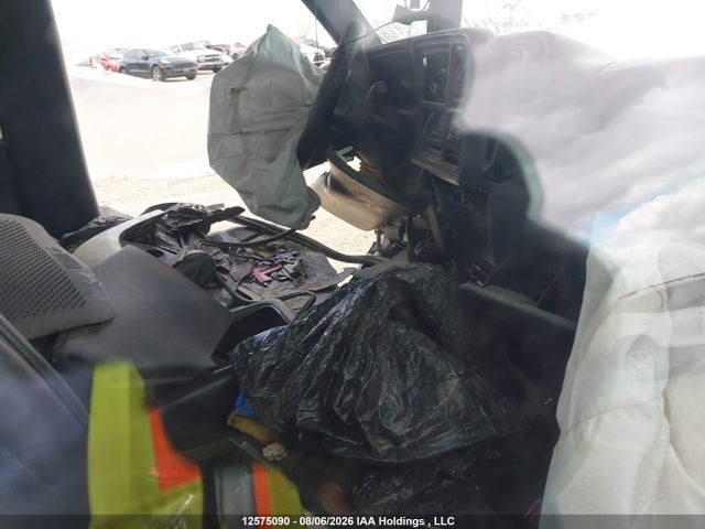 2002 Gmc Sierra K2500 Heavy Duty მანქანა იყიდება აუქციონზე, vin: 1GTHK23102F159310, აუქციონის ნომერი: 12575090