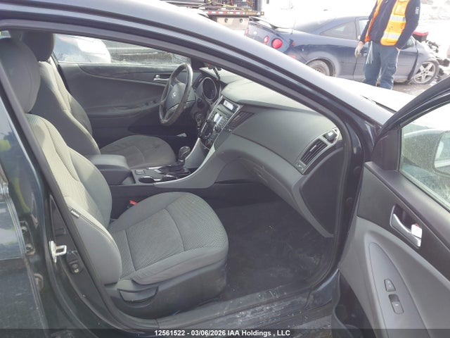 12561522 :رقم المزاد ، 5NPEB4AC9BH279440 vin ، 2011 Hyundai Sonata Gls مزاد بيع