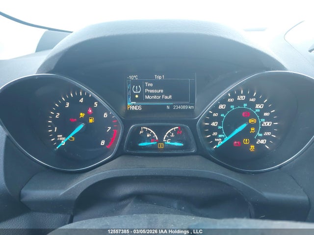 Продажа на аукционе авто 2014 Ford Escape Se, vin: 1FMCU9G9XEUD82947, номер лота: 12557385