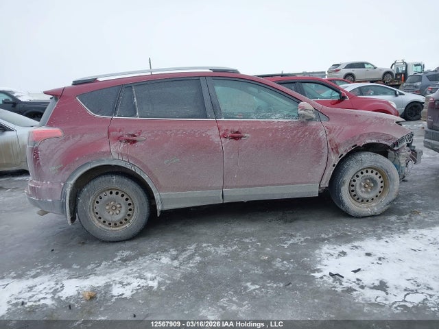 Продажа на аукционе авто 2018 Toyota Rav4 Xle, vin: 2T3RFREV1JW794163, номер лота: 12567909