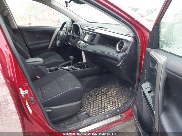 Продажа на аукционе авто 2018 Toyota Rav4 Xle, vin: 2T3RFREV1JW794163, номер лота: 12567909