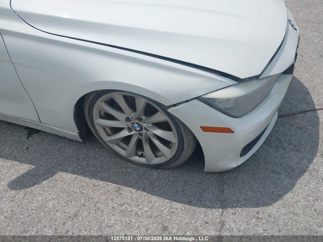 Продаж на аукціоні авто 2013 Bmw 320 I Xdrive, vin: WBA3C3C5XDF978647, номер лоту: 12575121