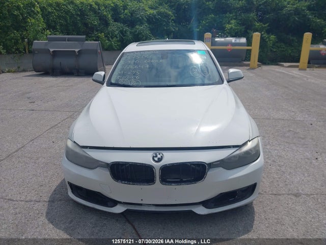 Продаж на аукціоні авто 2013 Bmw 320 I Xdrive, vin: WBA3C3C5XDF978647, номер лоту: 12575121