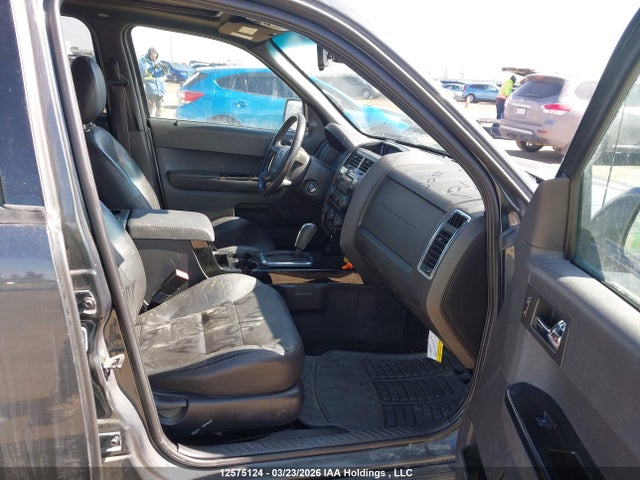 2008 Ford Escape მანქანა იყიდება აუქციონზე, vin: 1FMCU94168KA84958, აუქციონის ნომერი: 12575124