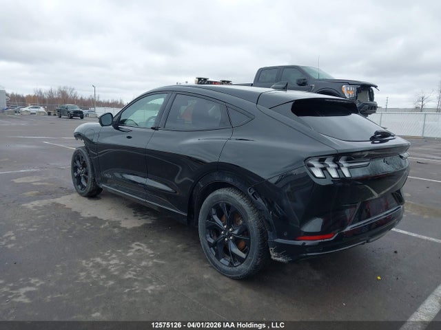 2023 Ford Mustang Mach-e Premium მანქანა იყიდება აუქციონზე, vin: 3FMTK3SUXPMA24365, აუქციონის ნომერი: 12575126