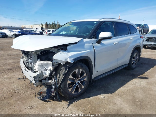 12575144 :رقم المزاد ، 5TDKBRCH2PS575720 vin ، 2023 Toyota Highlander Hybrid Xle/hybrid Bronze Edition مزاد بيع