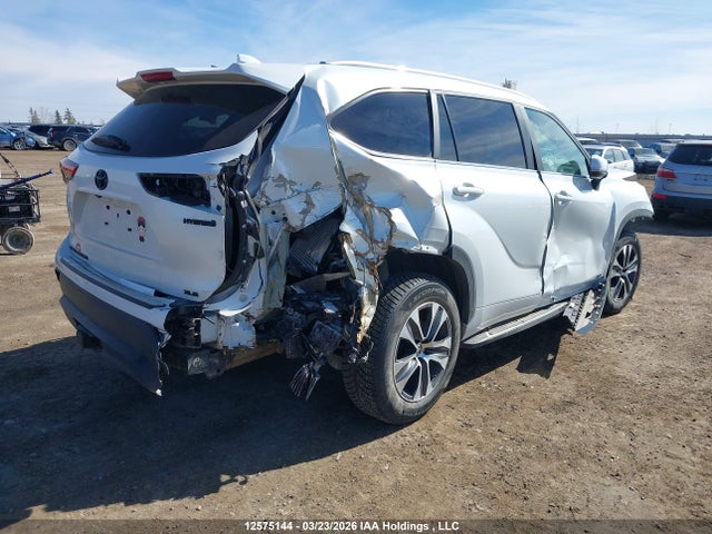 12575144 :رقم المزاد ، 5TDKBRCH2PS575720 vin ، 2023 Toyota Highlander Hybrid Xle/hybrid Bronze Edition مزاد بيع