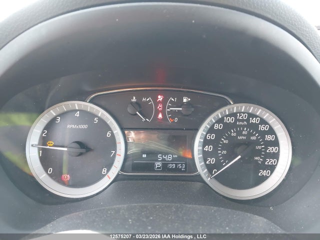 2015 Nissan Sentra 1.8 S/1.8 Sl/1.8 Sr/1.8 Sv მანქანა იყიდება აუქციონზე, vin: 3N1AB7AP0FL646771, აუქციონის ნომერი: 12575207
