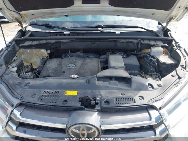 5TDJZRFH4JS526268 Toyota Highlander Se/xle