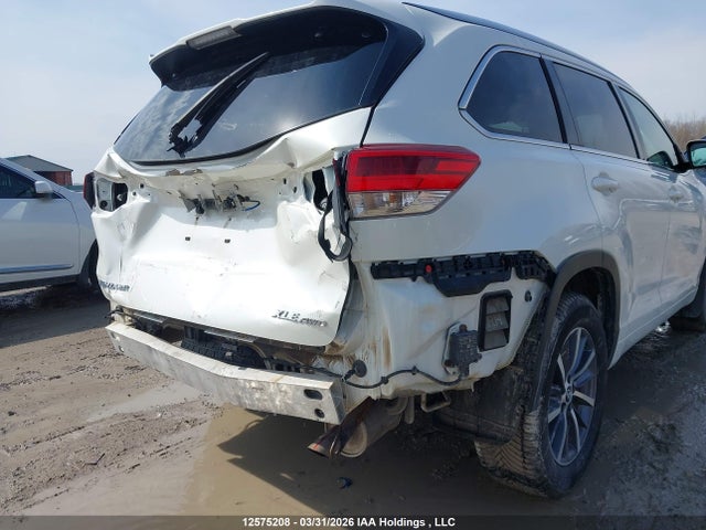 5TDJZRFH4JS526268 Toyota Highlander Se/xle