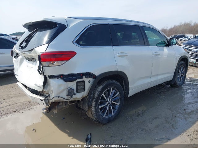 5TDJZRFH4JS526268 Toyota Highlander Se/xle