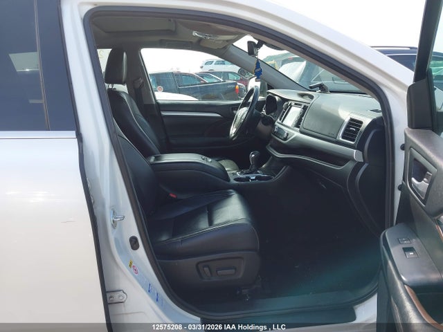 5TDJZRFH4JS526268 Toyota Highlander Se/xle