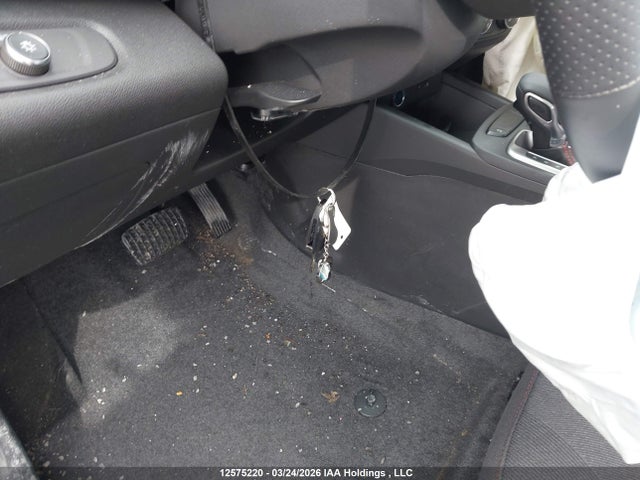 KL77LGE28TC027424 Chevrolet Trax 1rs Fwd
