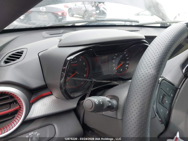 KL77LGE28TC027424 Chevrolet Trax 1rs Fwd