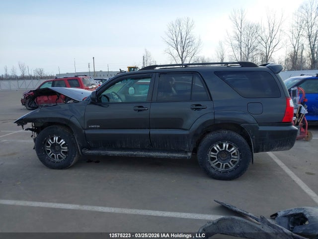 2007 Toyota 4runner Limited V8 მანქანა იყიდება აუქციონზე, vin: JTEBT17RX70064983, აუქციონის ნომერი: 12575223
