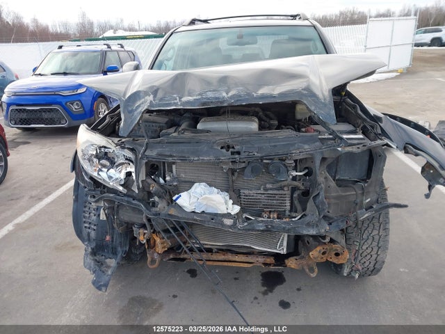 2007 Toyota 4runner Limited V8 მანქანა იყიდება აუქციონზე, vin: JTEBT17RX70064983, აუქციონის ნომერი: 12575223