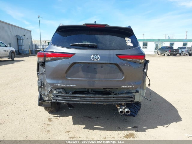 5TDLZRBH6MS120270 Toyota Highlander Xse