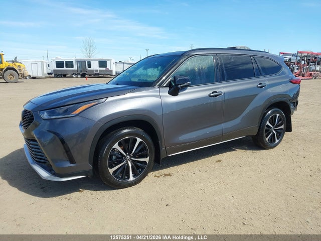 5TDLZRBH6MS120270 Toyota Highlander Xse