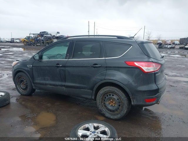 1FMCU0GXXFUC52162 Ford ESCAPE SE
