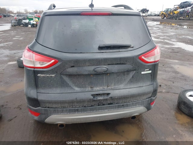 1FMCU0GXXFUC52162 Ford ESCAPE SE