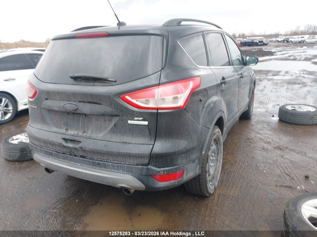 1FMCU0GXXFUC52162 Ford ESCAPE SE