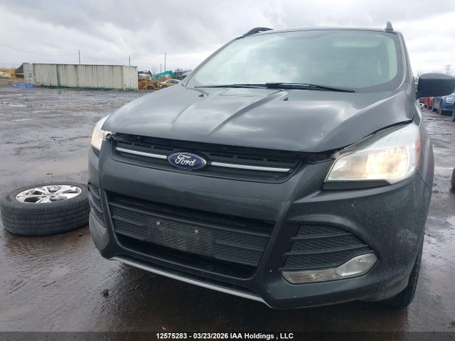 1FMCU0GXXFUC52162 Ford ESCAPE SE