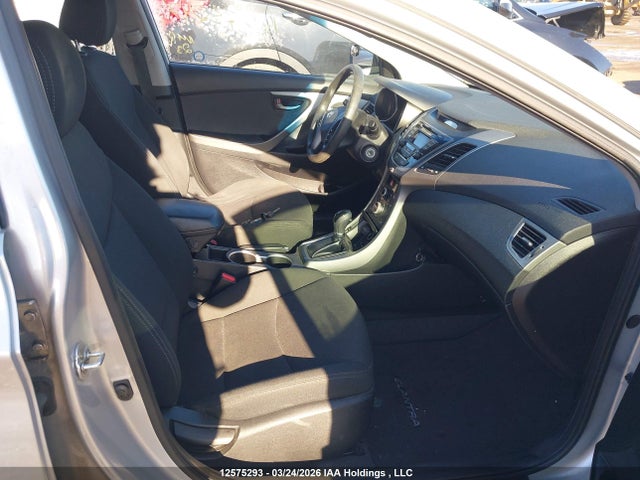 Продажа на аукционе авто 2016 Hyundai Elantra Se/sport/limited, vin: 5NPDH4AE0GH788285, номер лота: 12575293