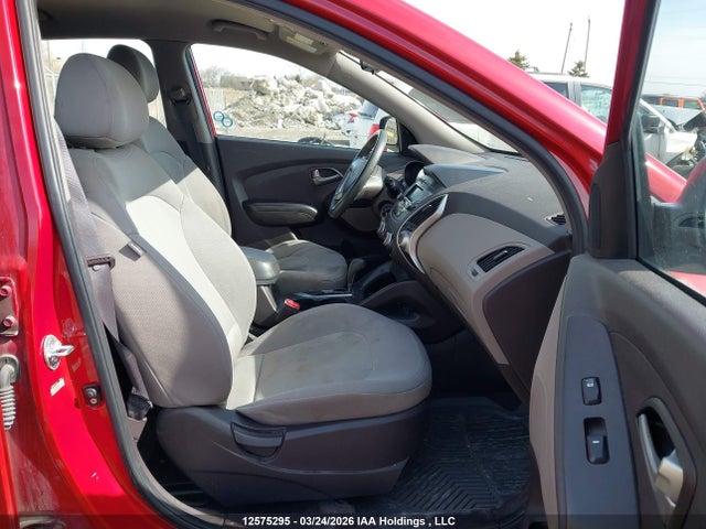 12575295 :رقم المزاد ، KM8JT3AB3BU200004 vin ، 2011 Hyundai Tucson Gl/gls مزاد بيع