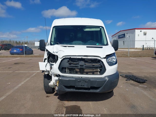 2015 Ford Transit-250 მანქანა იყიდება აუქციონზე, vin: 1FTNR2CM2FKB24211, აუქციონის ნომერი: 12575338
