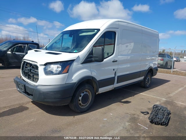2015 Ford Transit-250 მანქანა იყიდება აუქციონზე, vin: 1FTNR2CM2FKB24211, აუქციონის ნომერი: 12575338