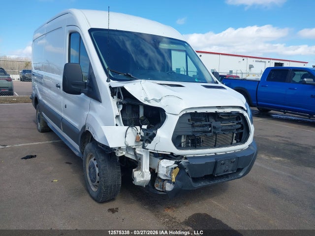2015 Ford Transit-250 მანქანა იყიდება აუქციონზე, vin: 1FTNR2CM2FKB24211, აუქციონის ნომერი: 12575338