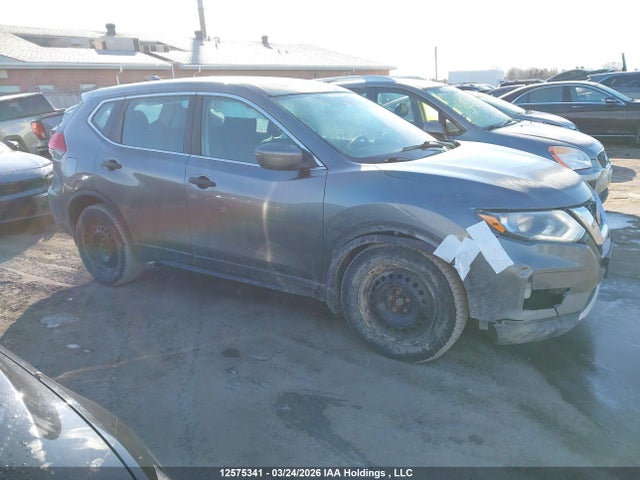 2018 Nissan Rogue S/sv მანქანა იყიდება აუქციონზე, vin: 5N1AT2MT0JC727677, აუქციონის ნომერი: 12575341
