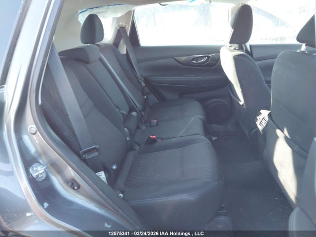 2018 Nissan Rogue S/sv მანქანა იყიდება აუქციონზე, vin: 5N1AT2MT0JC727677, აუქციონის ნომერი: 12575341