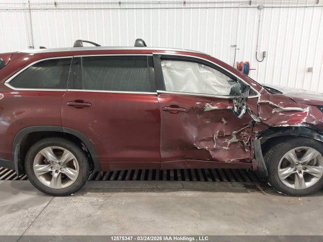2015 Toyota Highlander Limited მანქანა იყიდება აუქციონზე, vin: 5TDDKRFH6FS221721, აუქციონის ნომერი: 12575347