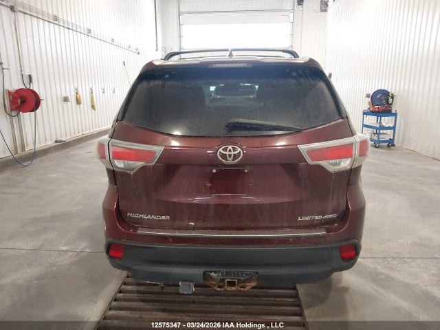 2015 Toyota Highlander Limited მანქანა იყიდება აუქციონზე, vin: 5TDDKRFH6FS221721, აუქციონის ნომერი: 12575347