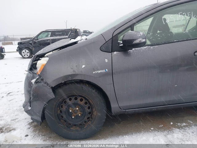 2014 Toyota Prius C მანქანა იყიდება აუქციონზე, vin: JTDKDTB34E1060435, აუქციონის ნომერი: 12575356