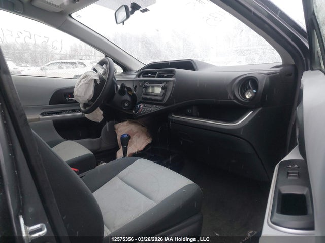 2014 Toyota Prius C მანქანა იყიდება აუქციონზე, vin: JTDKDTB34E1060435, აუქციონის ნომერი: 12575356