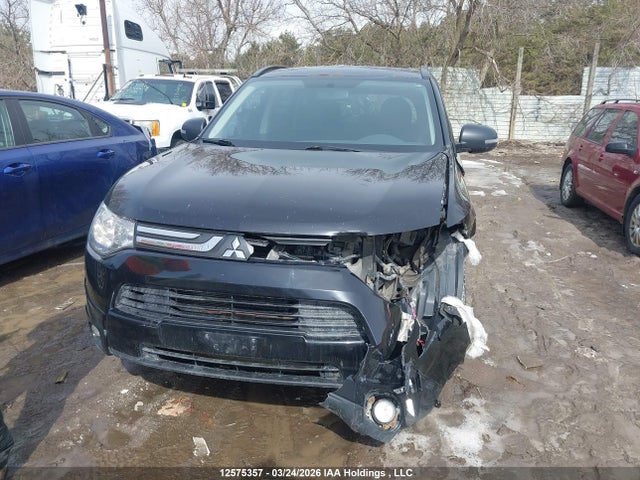 JA4JZ3AXXEZ606104 Mitsubishi Outlander Se