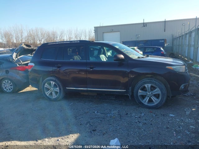 12575359 :رقم المزاد ، 5TDBK3EH3DS206676 vin ، 2013 Toyota Highlander V6 مزاد بيع