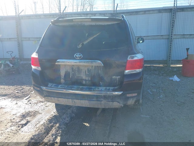 12575359 :رقم المزاد ، 5TDBK3EH3DS206676 vin ، 2013 Toyota Highlander V6 مزاد بيع