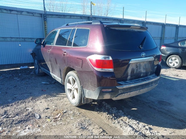 12575359 :رقم المزاد ، 5TDBK3EH3DS206676 vin ، 2013 Toyota Highlander V6 مزاد بيع