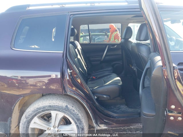 12575359 :رقم المزاد ، 5TDBK3EH3DS206676 vin ، 2013 Toyota Highlander V6 مزاد بيع