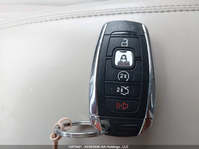 Lincoln MKC SELECT 2017 5LMCJ2D93HUL18898 Image 11